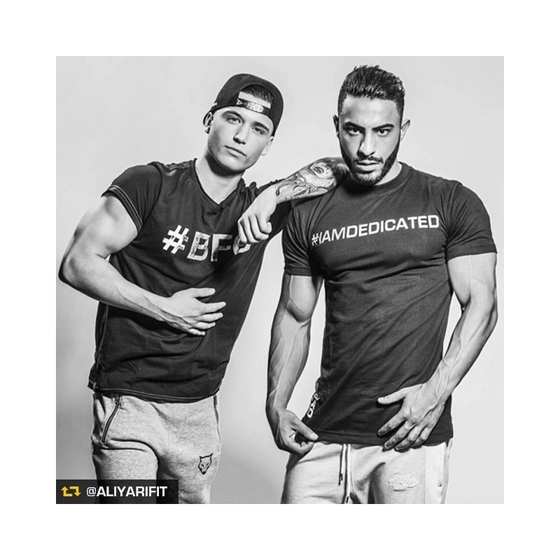 T-shirt BIG FUCKING GAINZ MODEL D019 DEDICATED